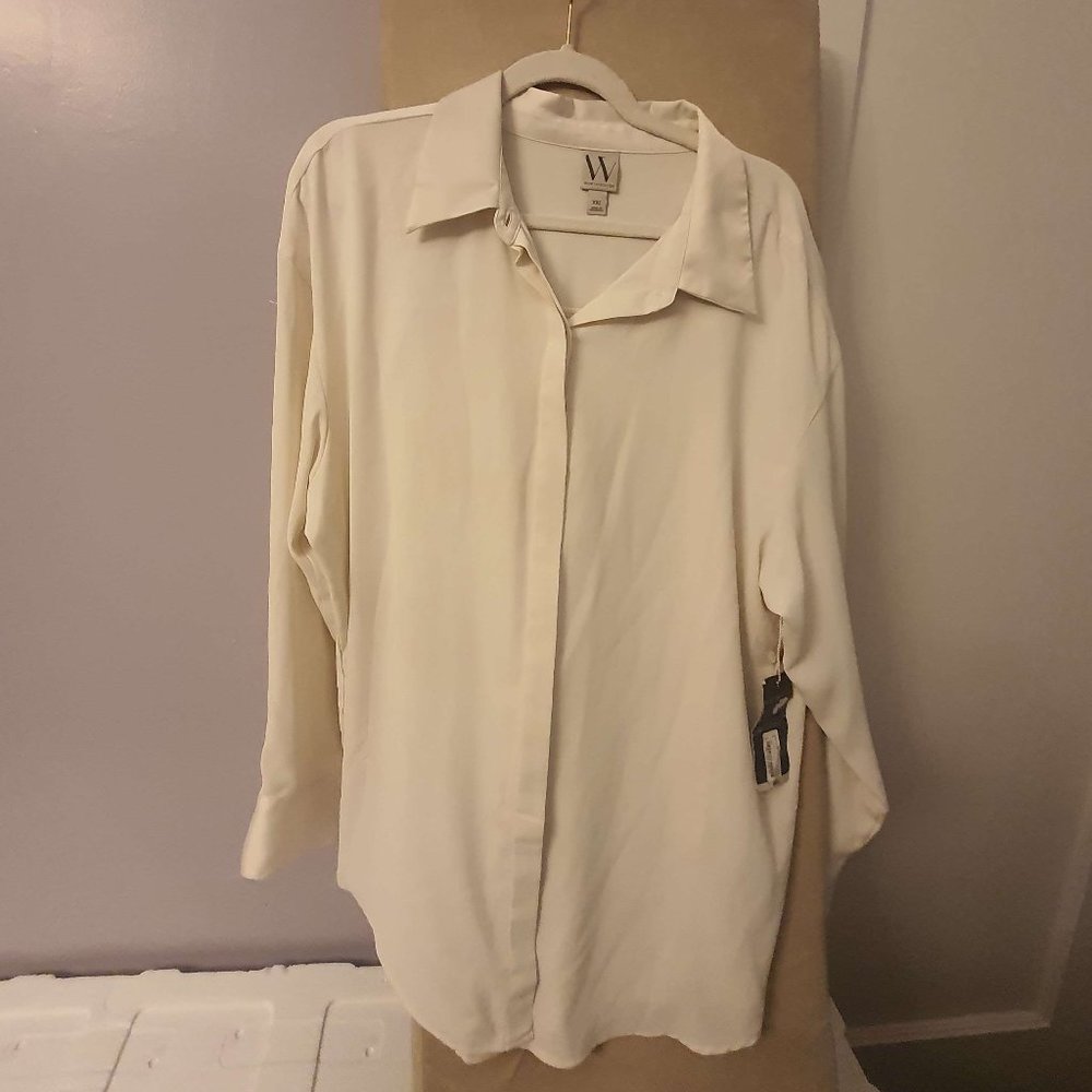 Oversized Button-Down Shirt Women's XXL NWT Off White Cream Color Free G…